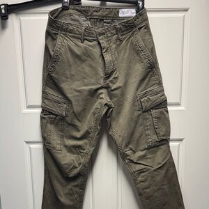 GAP Men's Khaki Cargo Pants